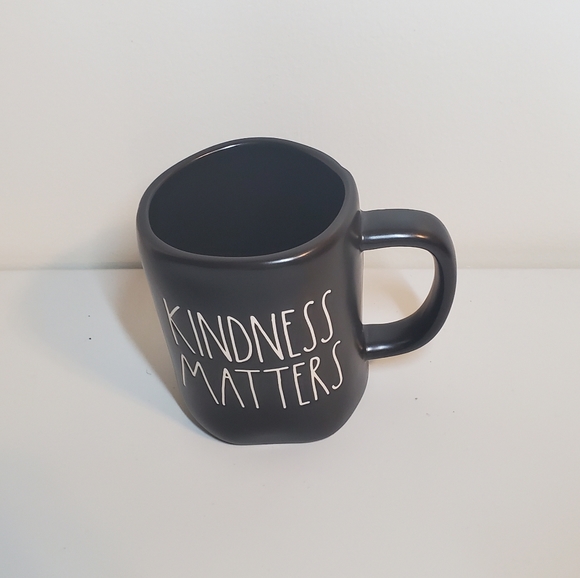 New Rae Dunn Kindness Matters Mug - Picture 4 of 7